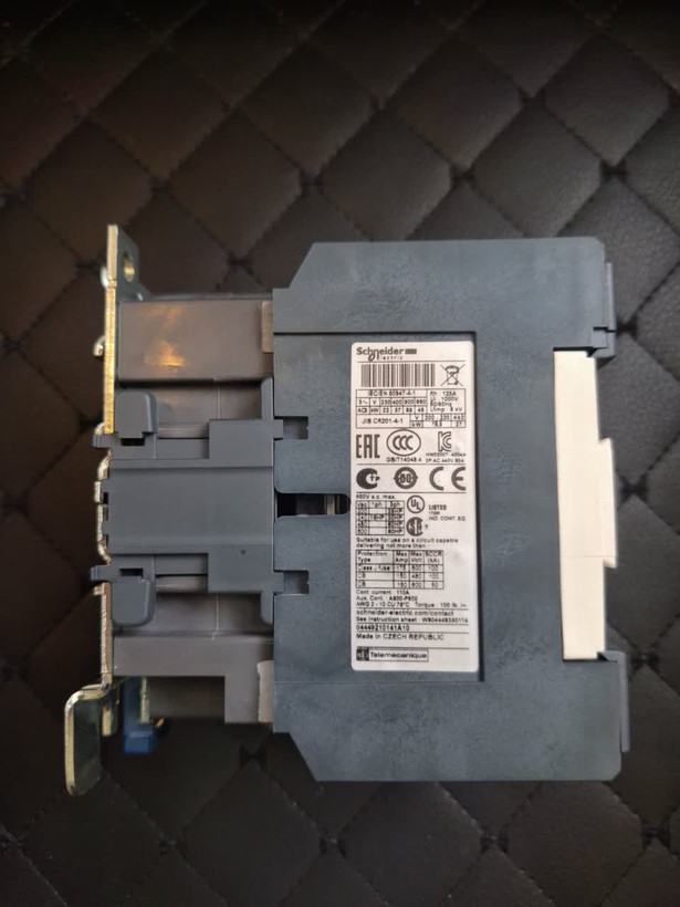 کنتاکتور 80آمپر LC1D80 اشنایدر فرانسه