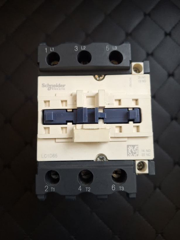 کنتاکتور 65آمپر LC1D65 اشنایدر فرانسه