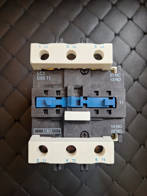 کنتاکتور 95آمپر LC1D9511 طرح اشنایدر فرانسه